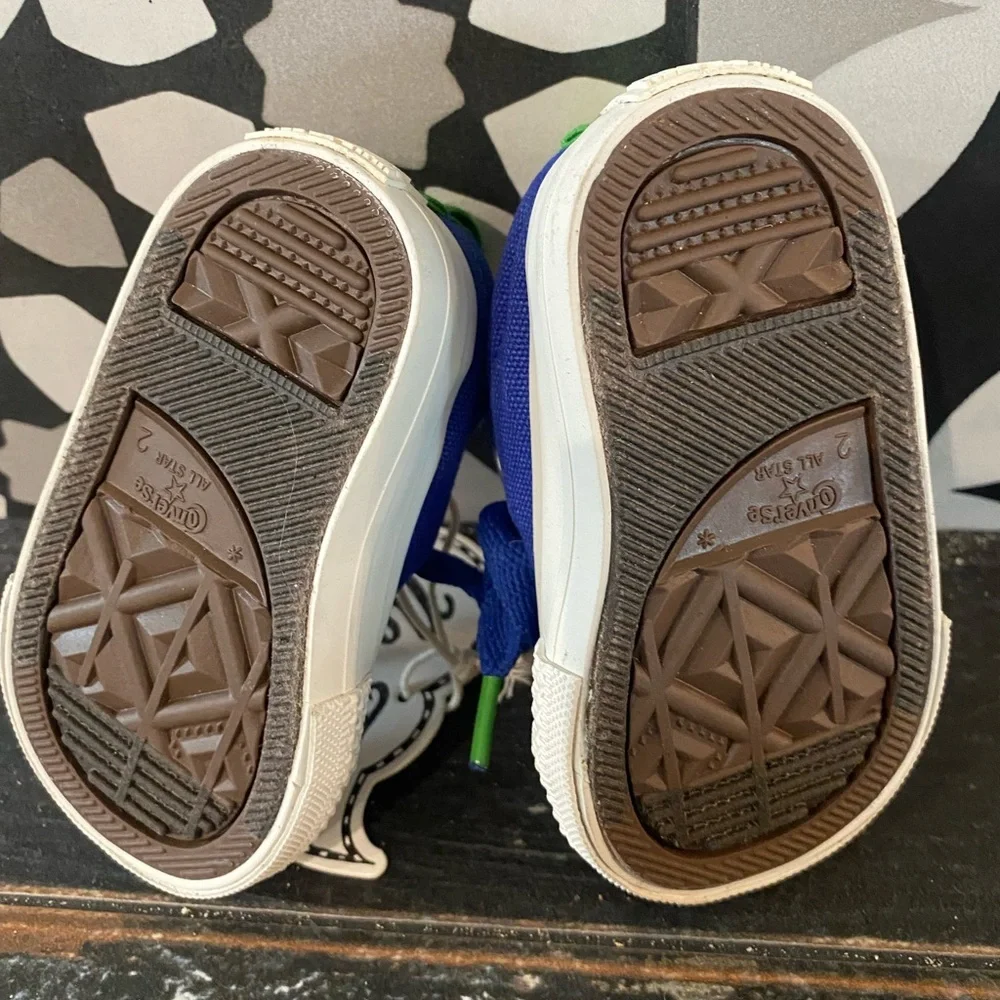 CONVERSE 